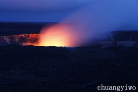 壮观的火山口喷发景观唯美图片