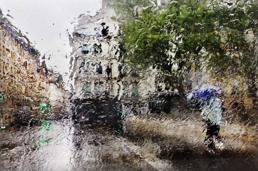 摄影师 Christophe Jacrot拍摄的雨中巴黎城市摄影