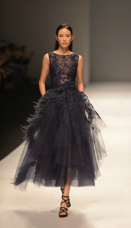 WE COUTURE 2015婚纱设计图片