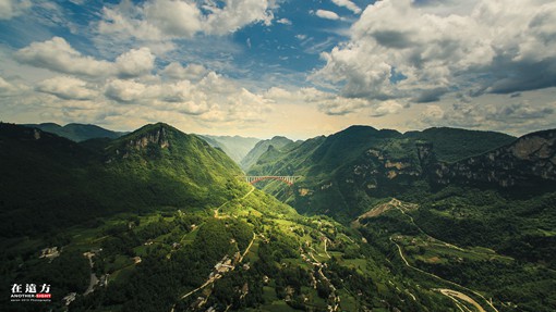 旅行摄影师Aaron Liu的单车环游中国的沿途风光摄影
